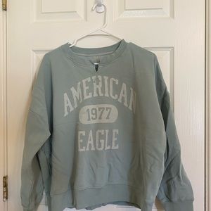 American Eagle Cropped pullover sweater